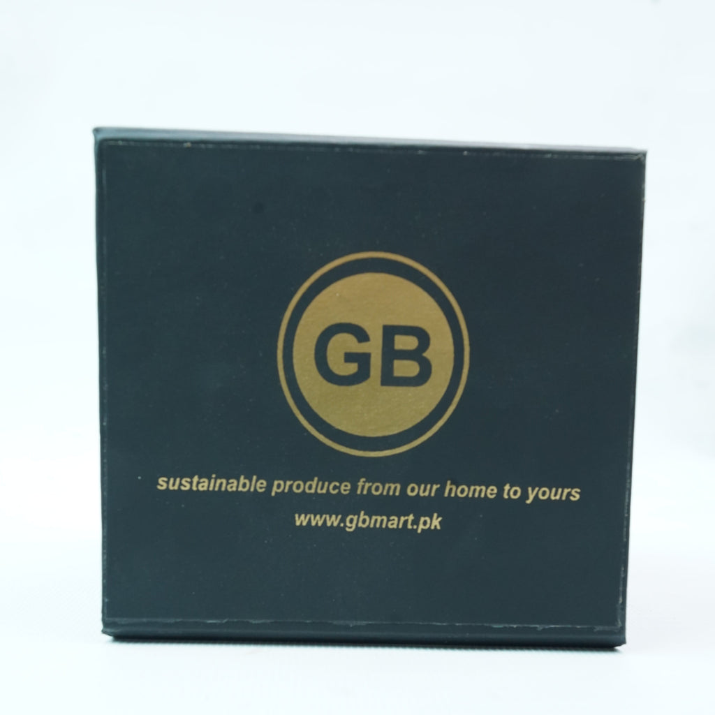 The Qar: Traditional Handwoven Woolen Shawl