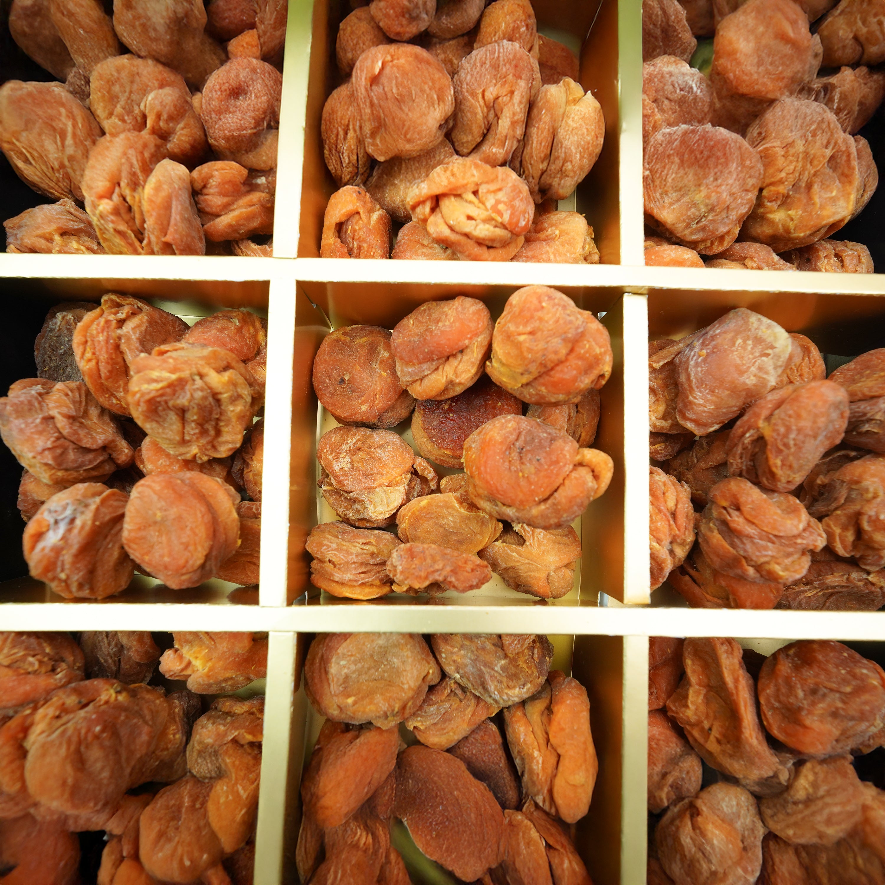 Tlapfarng  Sun-Dried Premium Apricot – Multiple Layered